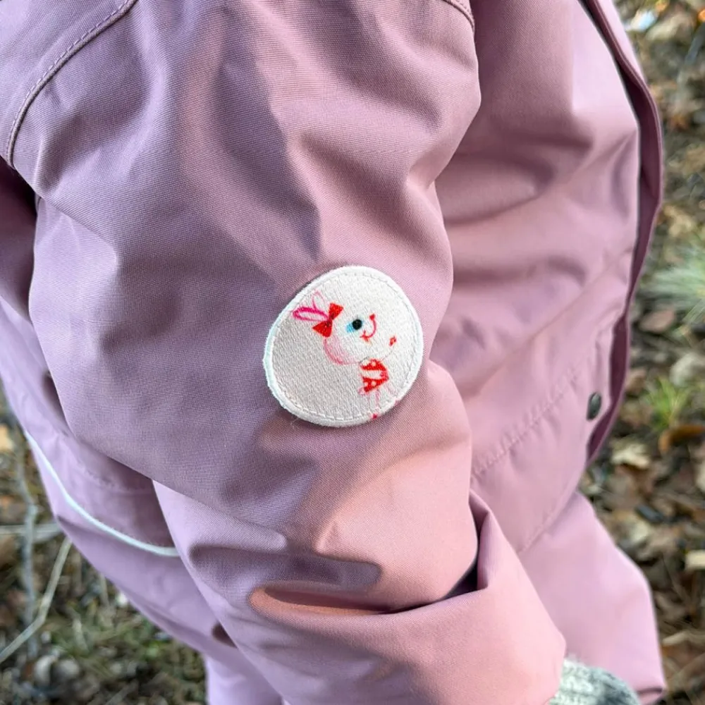 Gullkorn Bukkene Vinterdress, Design, Tåkerosa