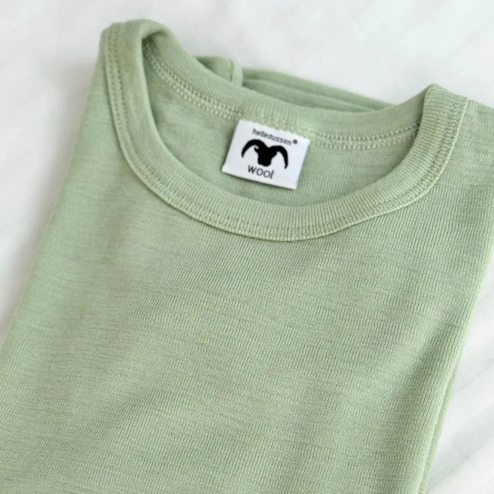 Helledussen Ullbukse, Sage Sale