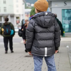 Kattnakken Bobleregnjakke Sludd Junior, Kattesvart Outlet