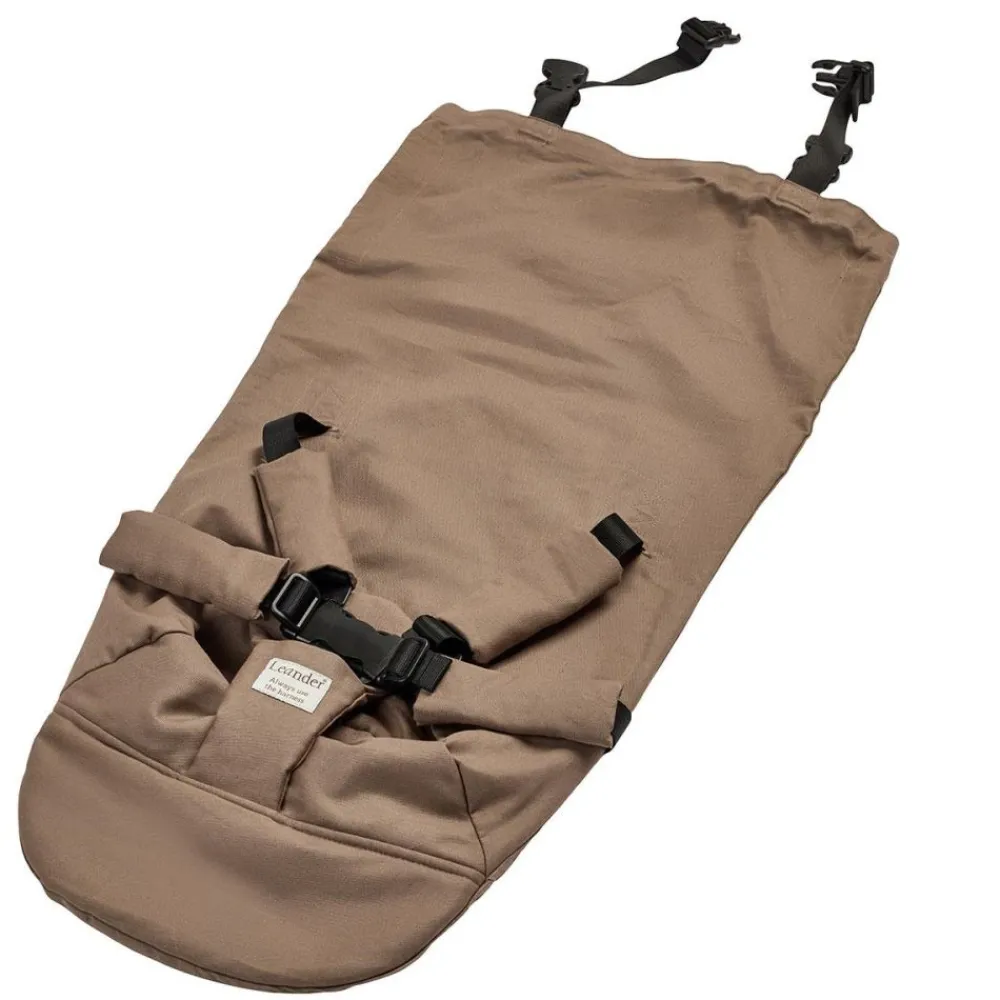 Leander Nyfødtsete Til Høystol, Mocca Hot