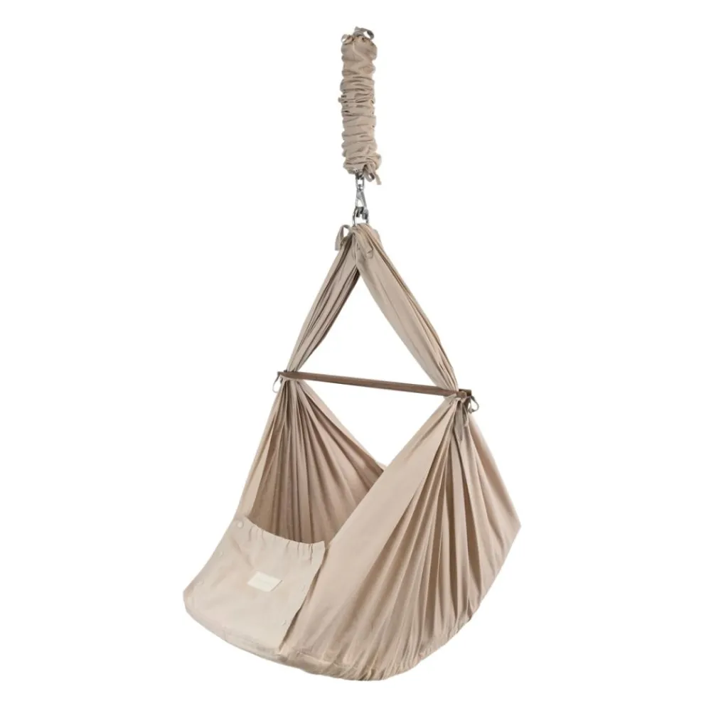 Moonboon hengevugge, Earth Hot