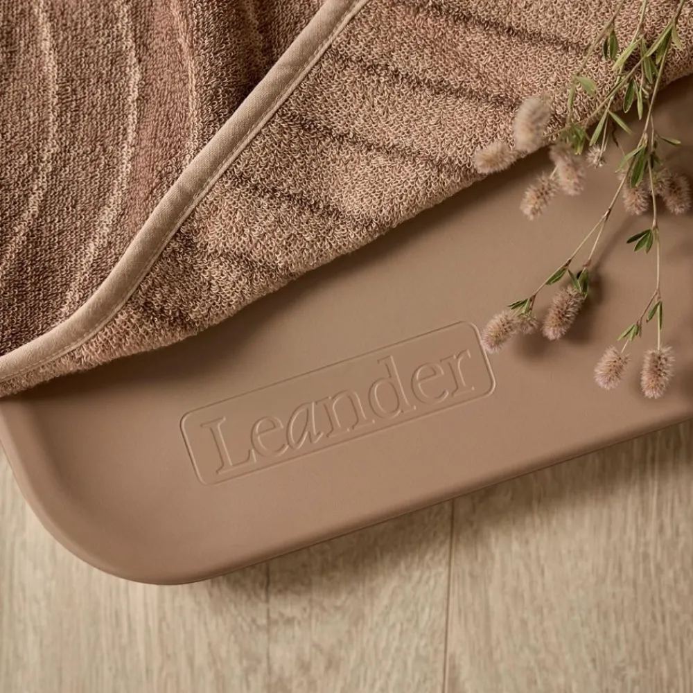 Leander Stellehåndkle, , Clay New