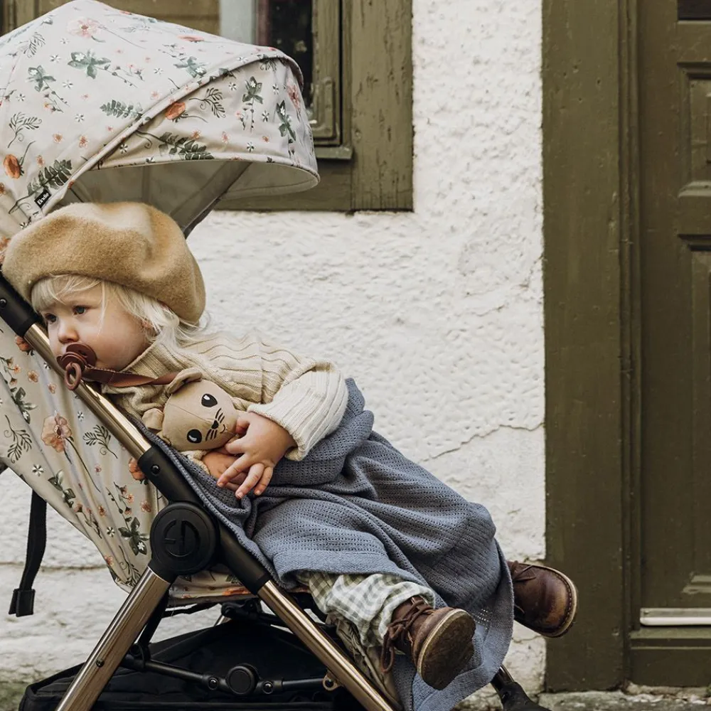 Elodie Vogn, , MONDO, Meadow Blossom Online