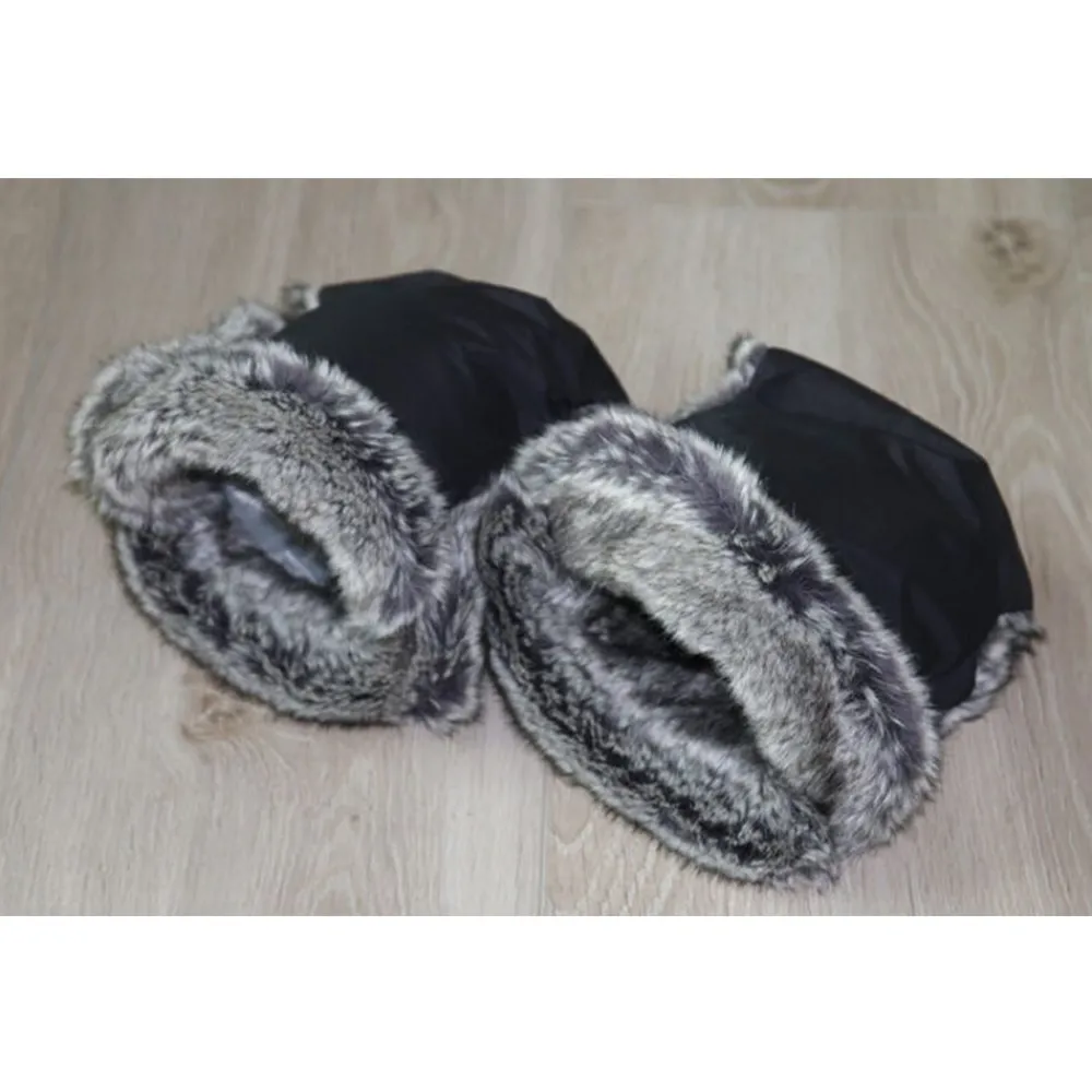 Tinkafu Vognvotter, , Fake fùr, Grå Outlet