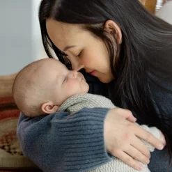 Voksi ® Wool, Cardigan, Honeycomb, Seashell Sand Hot